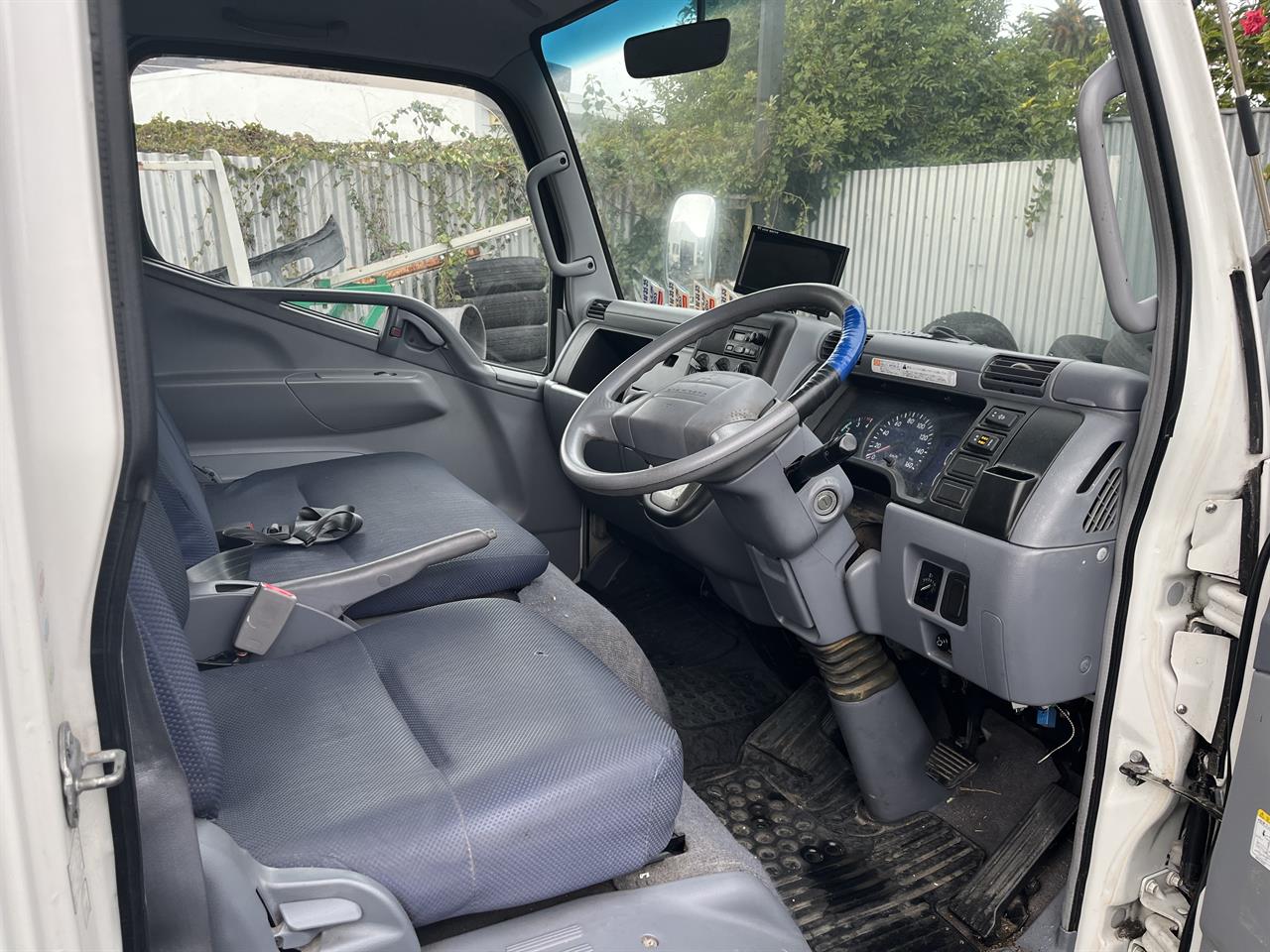 2007 Mitsubishi Canter