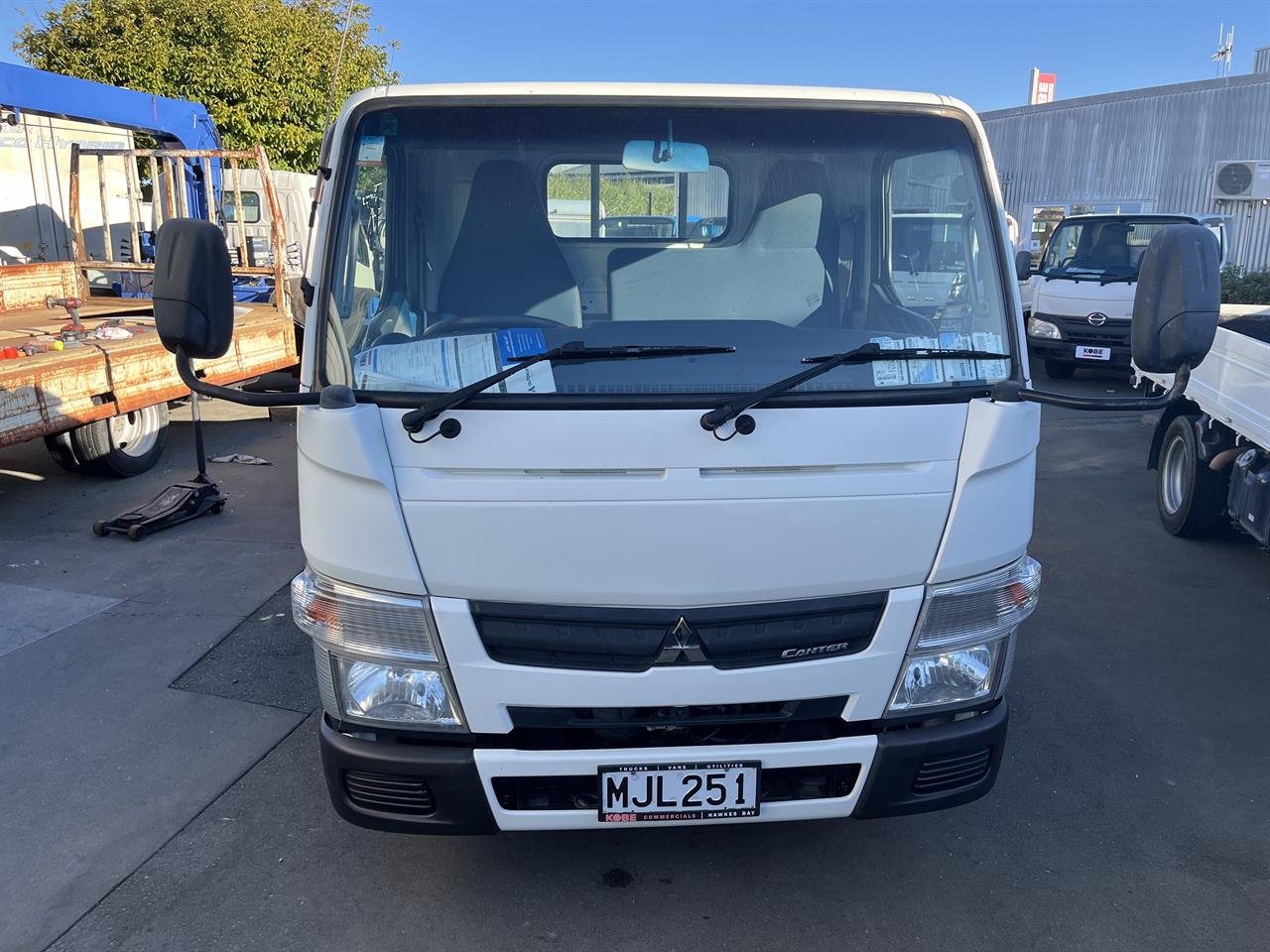 2013 Mitsubishi Canter