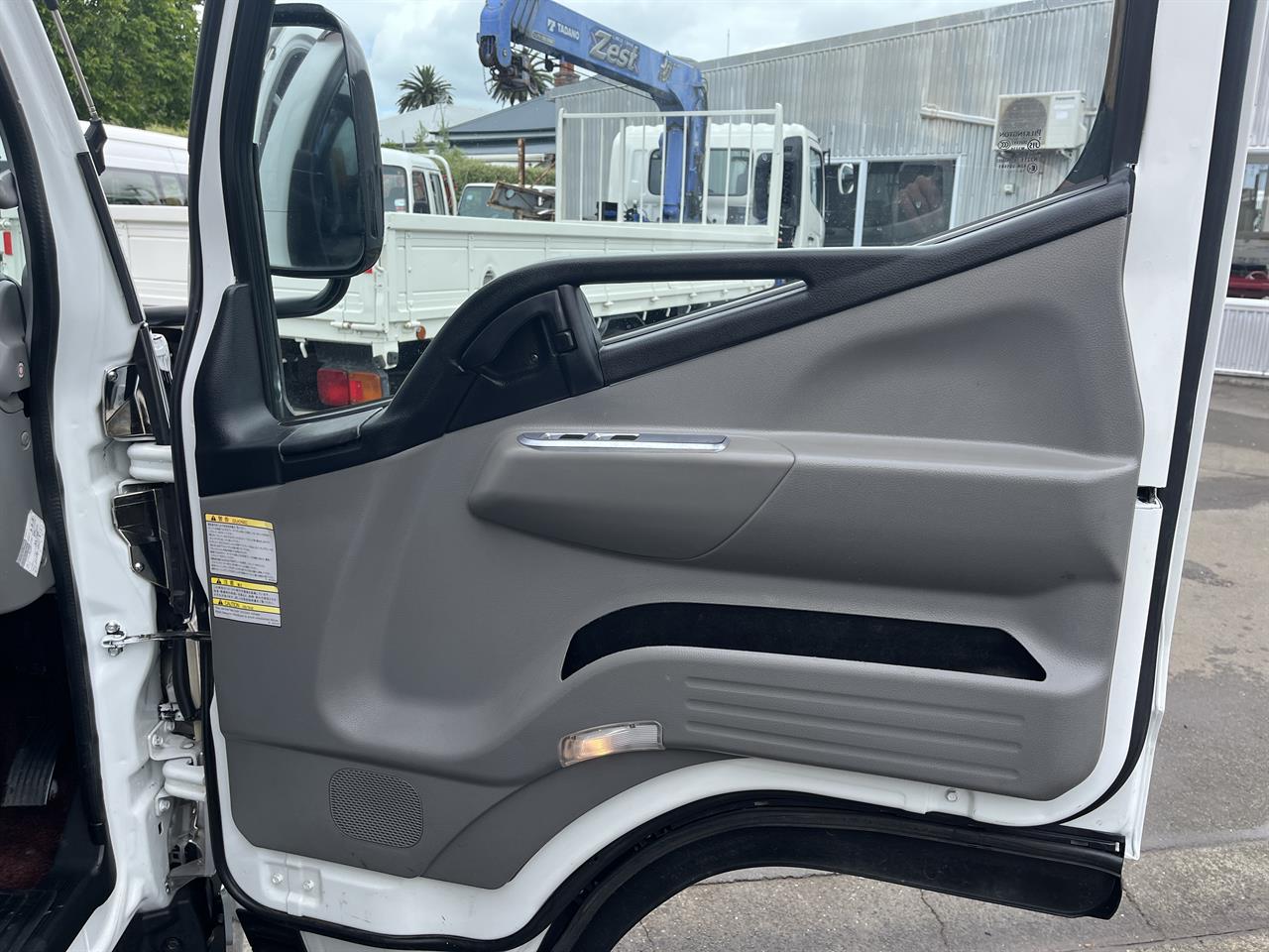 2019 Mitsubishi Canter