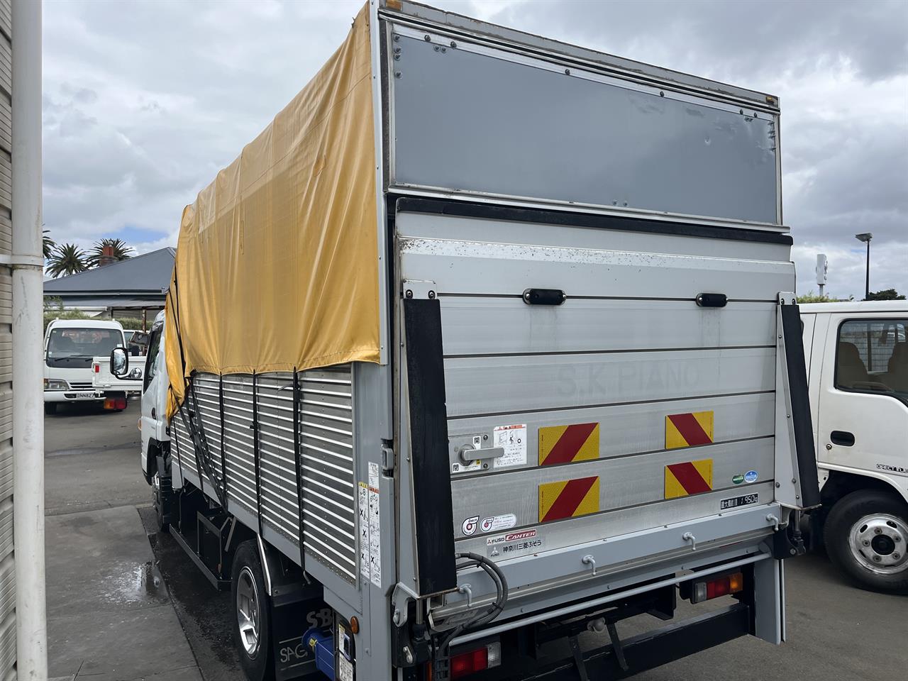 2019 Mitsubishi Canter