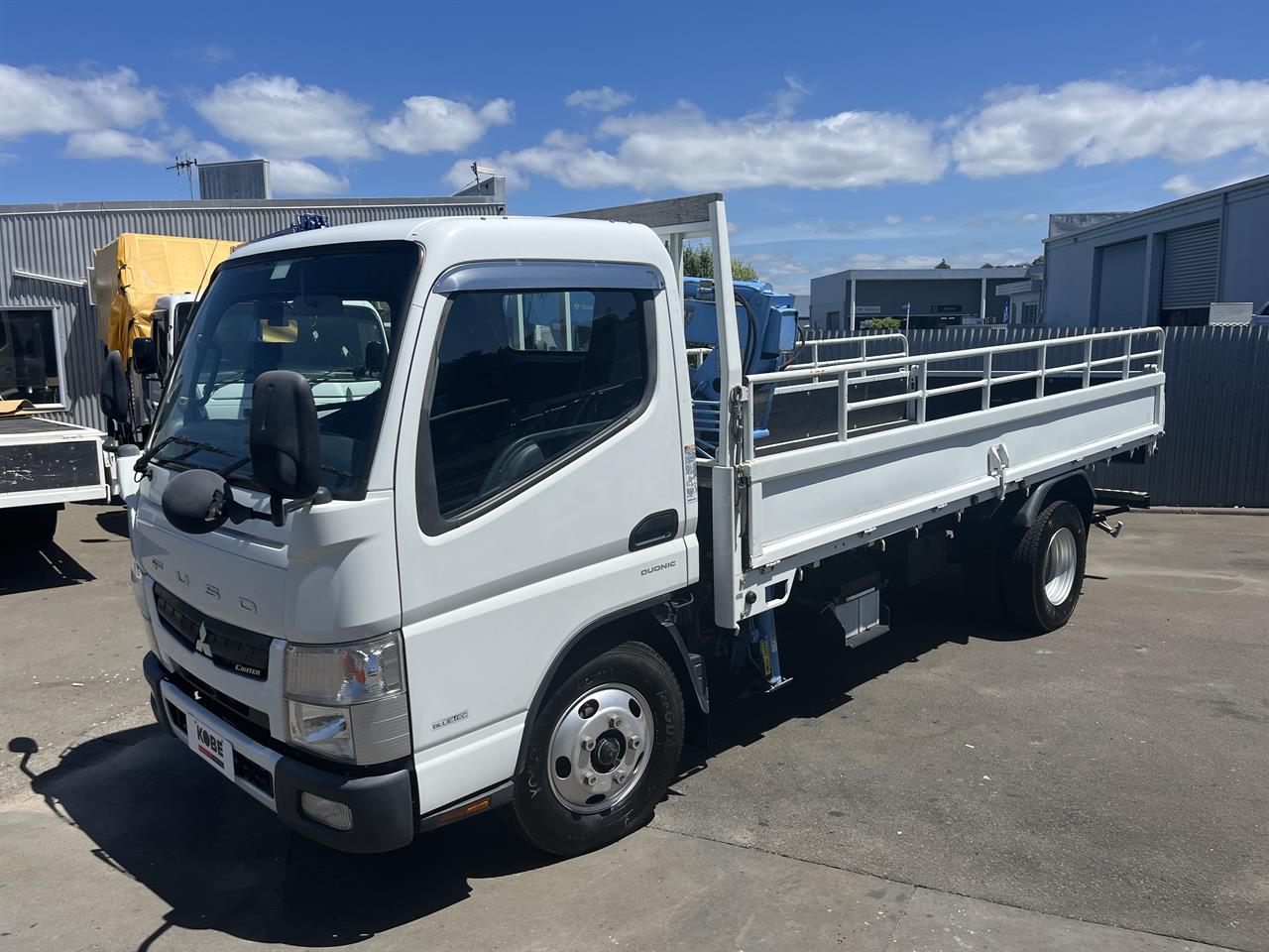 2014 Mitsubishi Canter