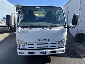 2013 Isuzu ELF - Thumbnail