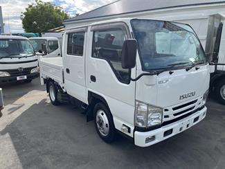 2018 Isuzu ELF - Thumbnail